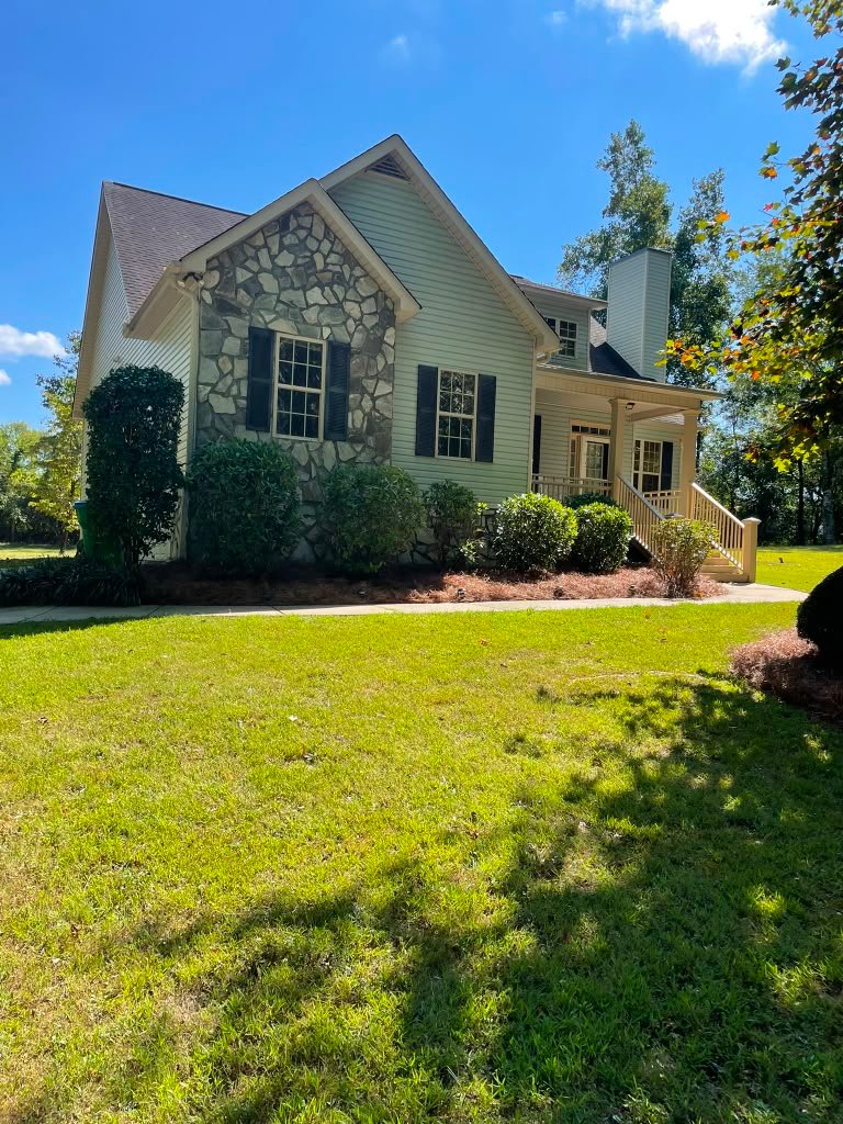 Fresh pine straw installed in landscape beds